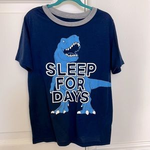 Carter’s sleep shirt size 14 GUC 🦖💙 “Sleep for Days”